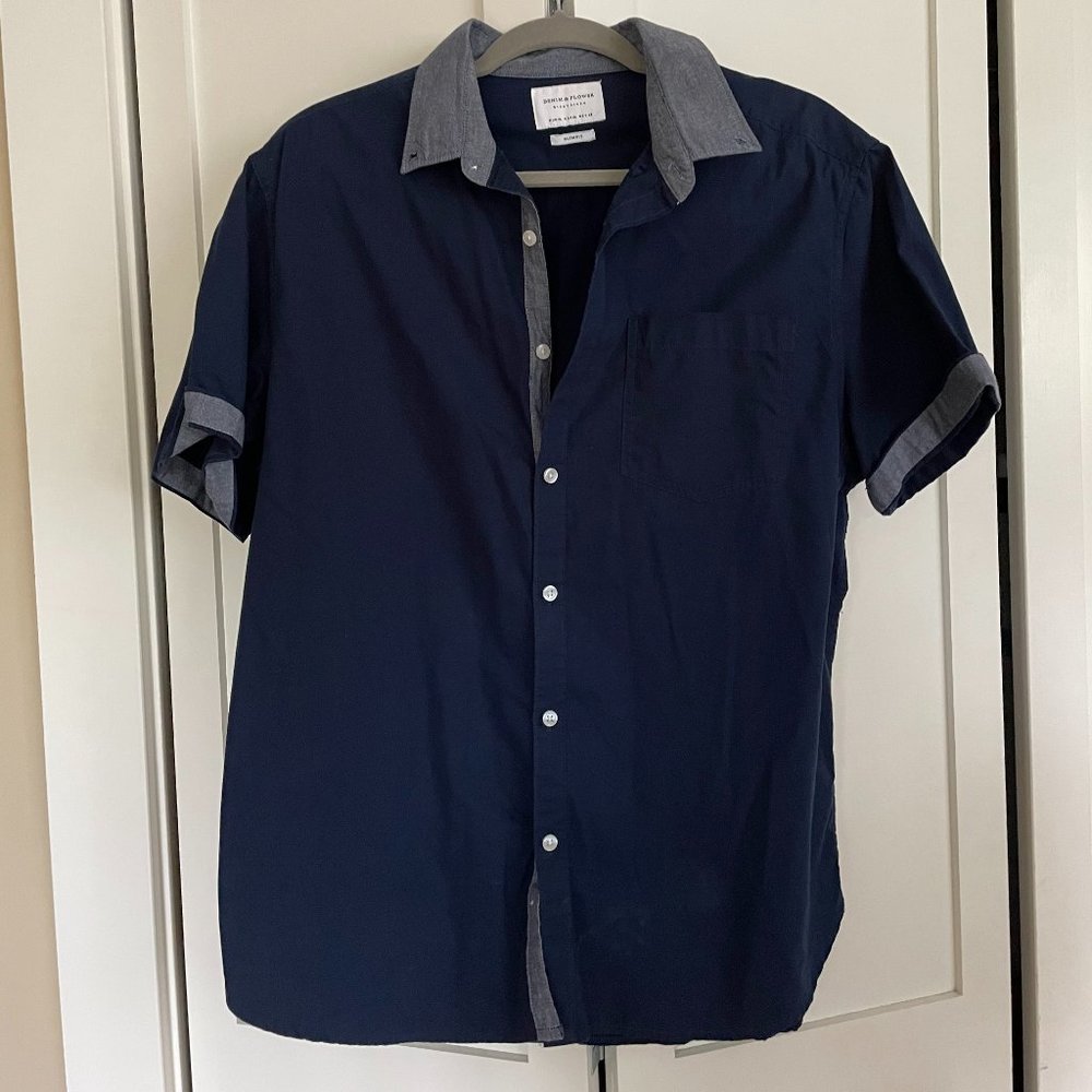 Mens Short-Sleeve Button Down